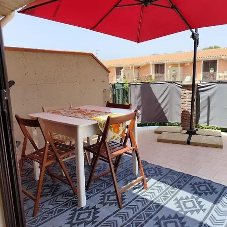 Limoncello * Giardini-Naxos